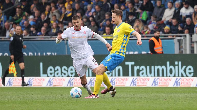 Eintracht Braunschweig vs 1. FC Kaiserslautern