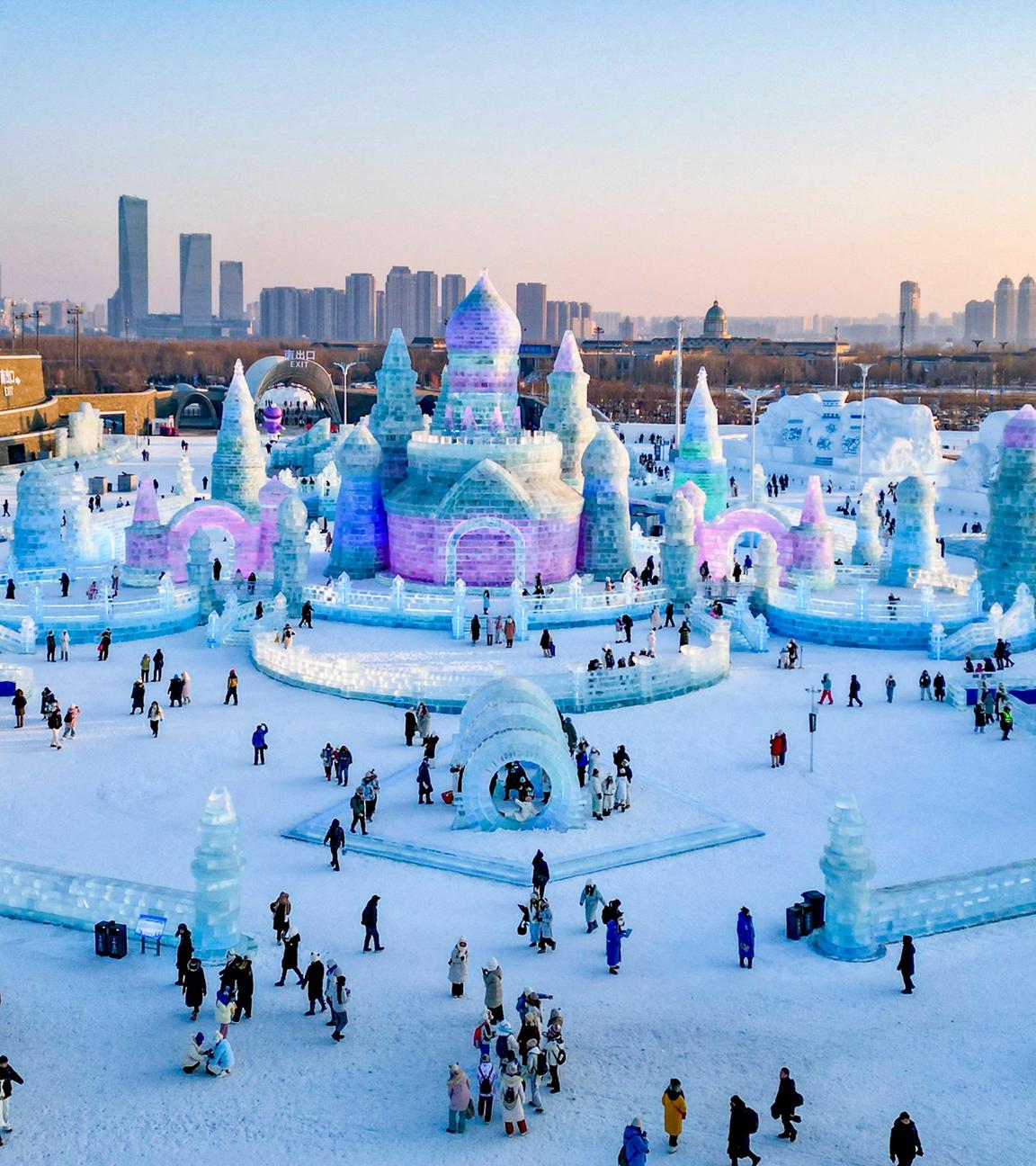 This pitcure shows a general view of the Harbin Ice World Park in Harbin, Chinas northeast Heilongjiang province