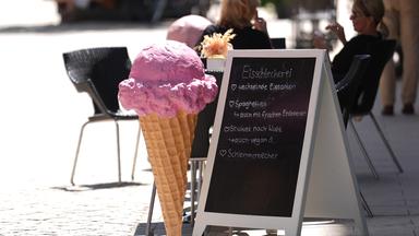 Die Temperaturen steigen - und mit ihnen die Eispreise.
