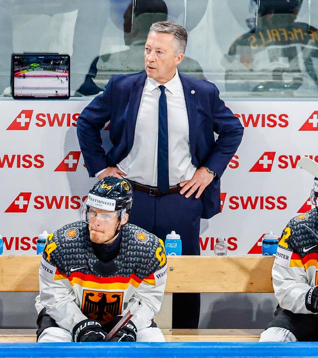 Schweiz, Zürich: Eishockey, Männer, Weltmeisterschaft, Vorrunde, Gruppe A, Deutschland - Finnland, Harold Kreis