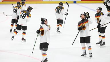 Deutsche Eishockeyspieler nach der knappen Niederlage gegen die USA