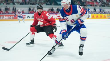  Sam Lafferty (r) von den Vereinigten Staaten und Kanadas Sidney Crosby in Aktion