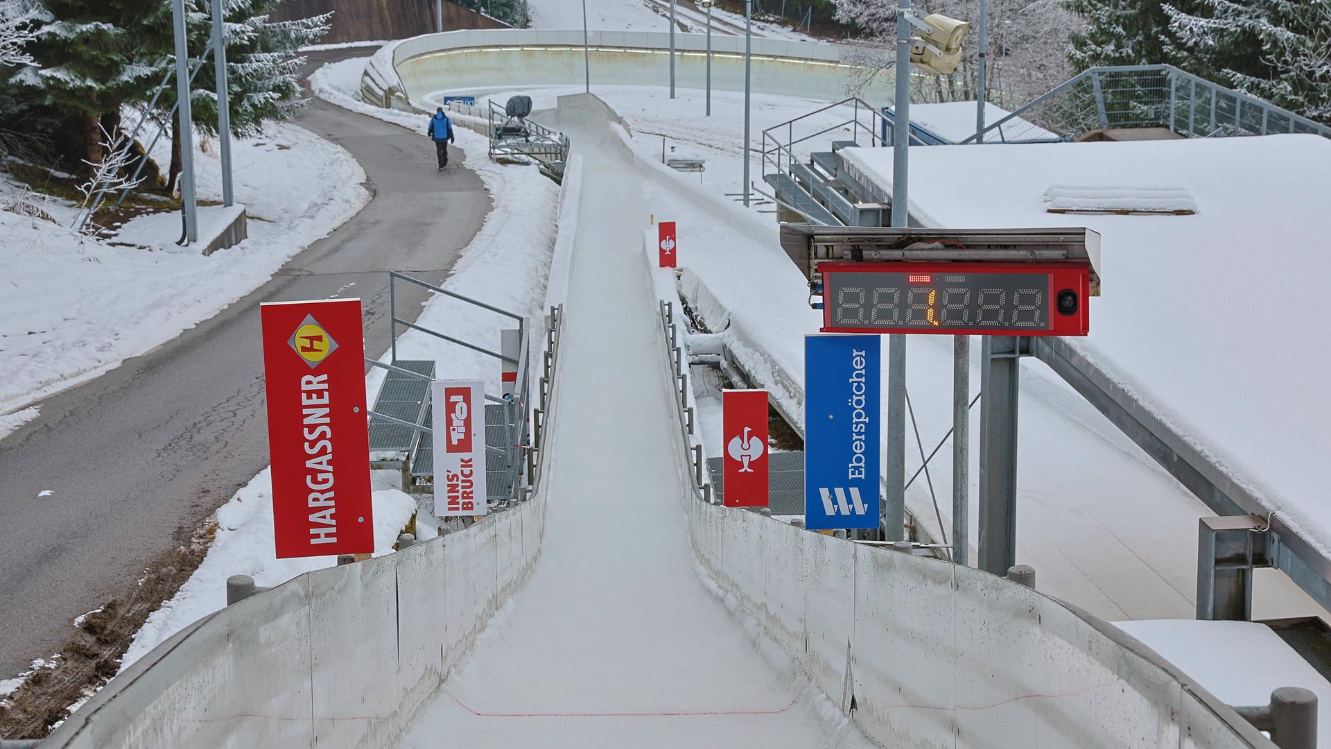 Der Olympia-Eiskanal Innsbruck, aufgenommen am 1. Dezember 2022