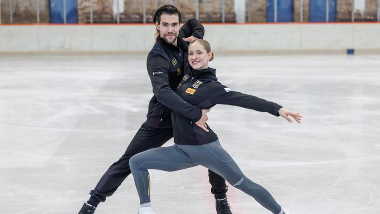 Eiskunstlauf: Minerva Hase und Nikita Volodin