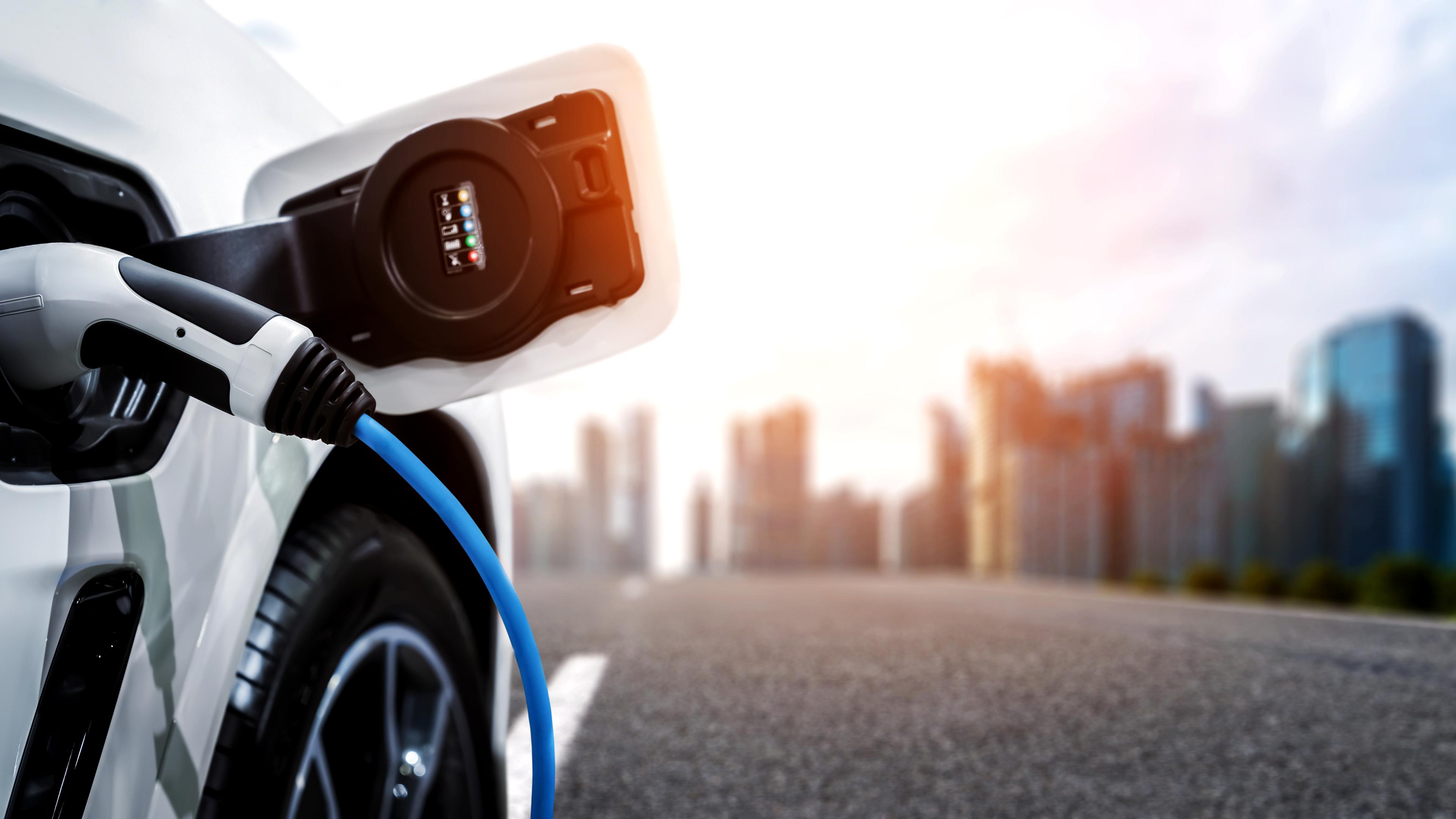 E-Auto wird geladen
