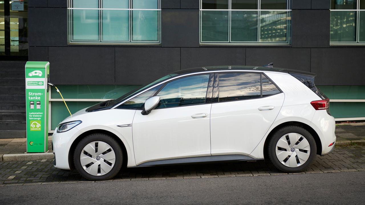 Batterie-Fehler: VW ruft mehr als 70.000 E-Autos zurück