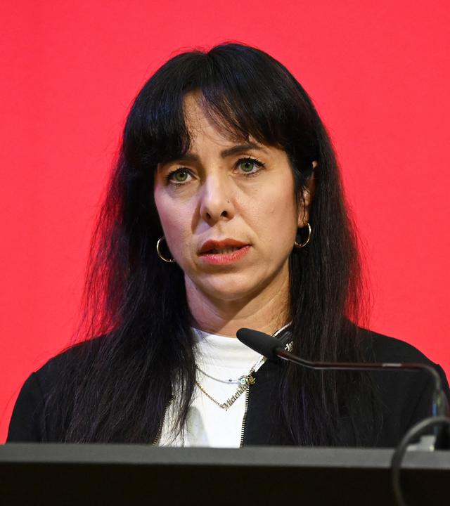 Die Berliner Linken-Fraktionsvorsitzende und Spitzenkandidatin bei der Abgeordnetenhauswahl, Elif Eralp