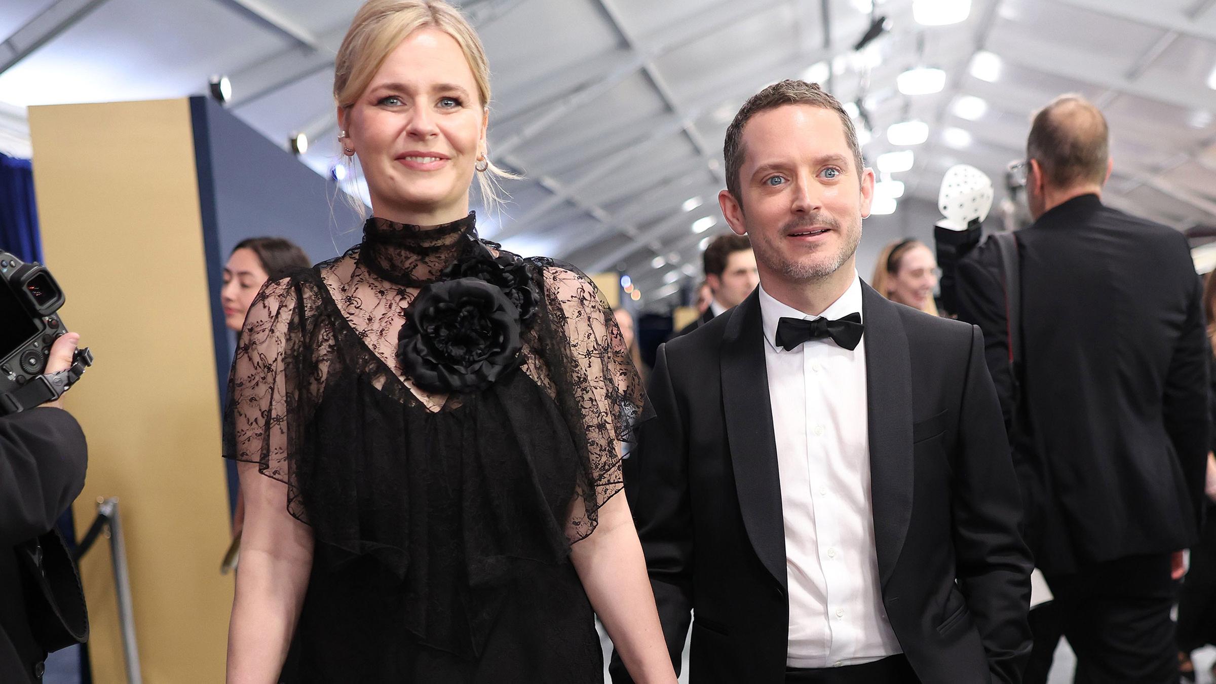 Schauspieler Elijah Wood mit seiner Ehefrau, der Filmproduzentin Mette-Marie Kongsved. 