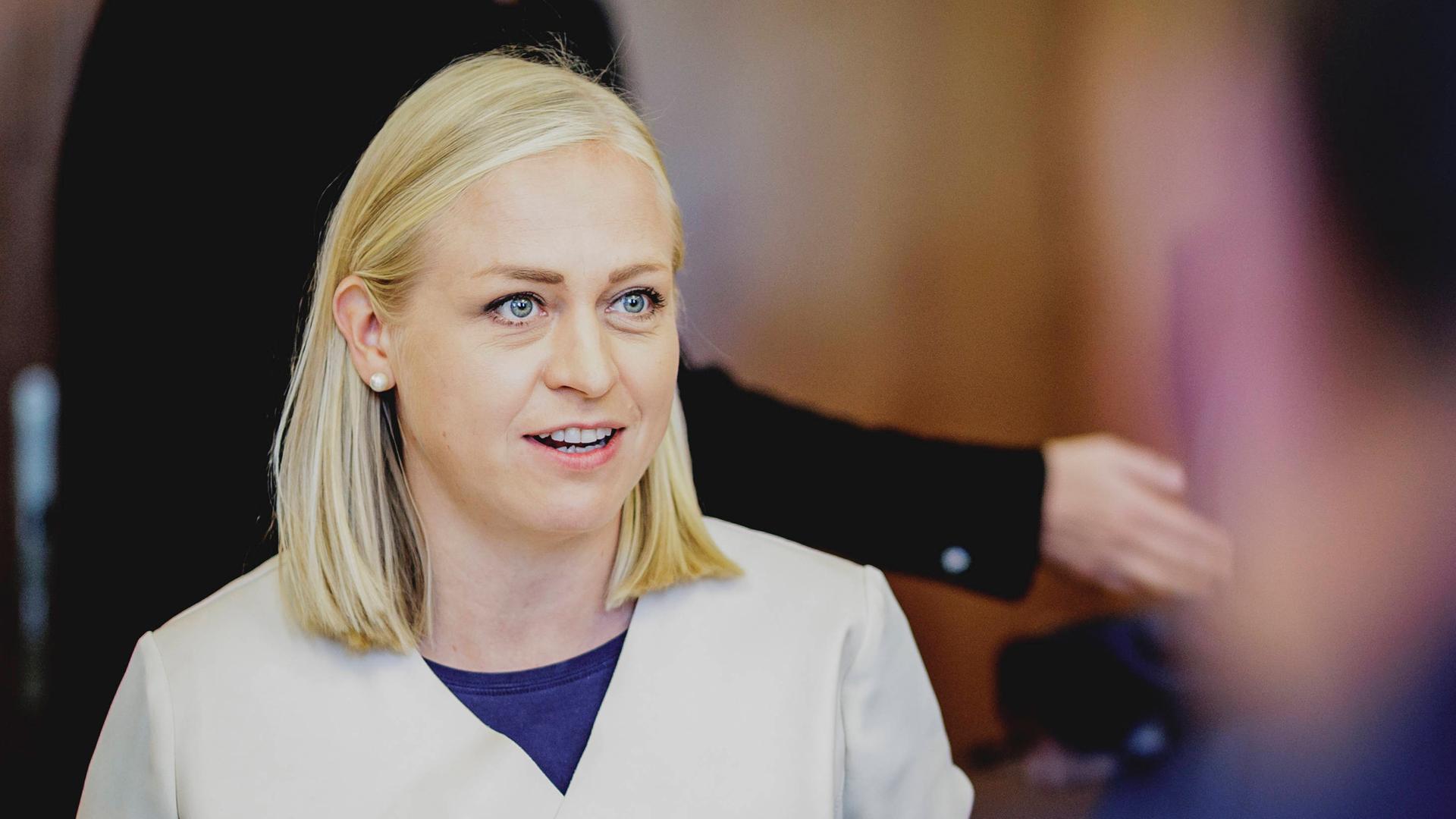 Elina Valtonen, die Aussenministerin von Finnland, im Gespräch mit Johann Wadephul (CDU), Bundesaußenminister, am 09.09.2025 in Berlin.