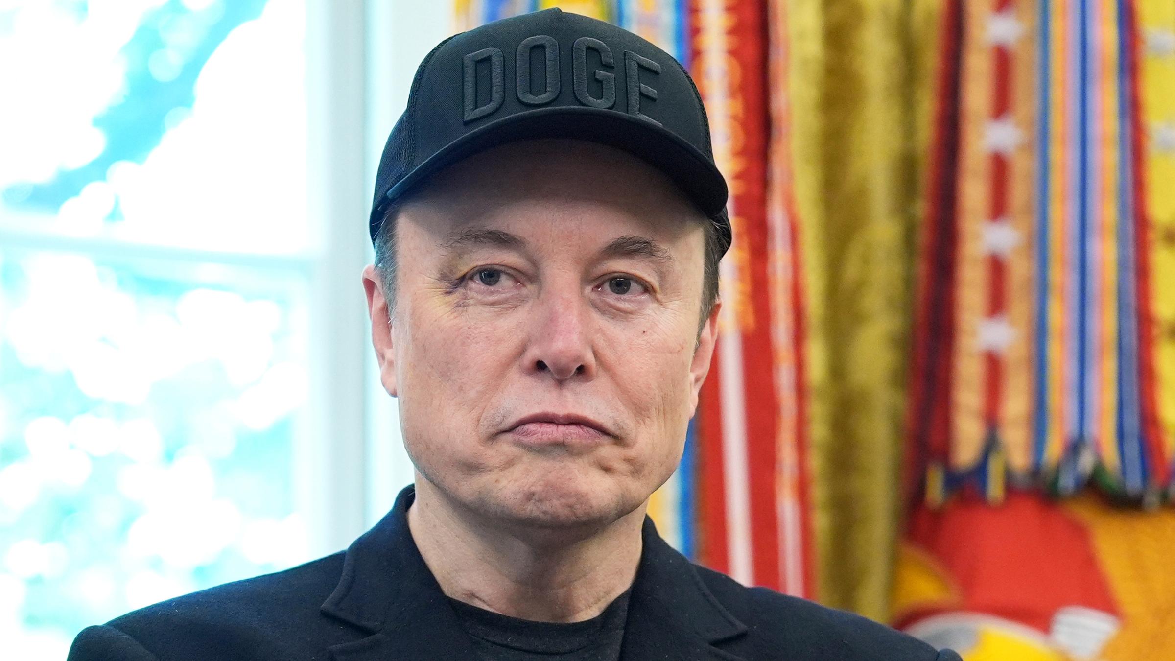 Elon Musk nimmt an einer Pressekonferenz mit US-Präsident Trump im Oval Office des Weißen Hauses Ende Mai teil.