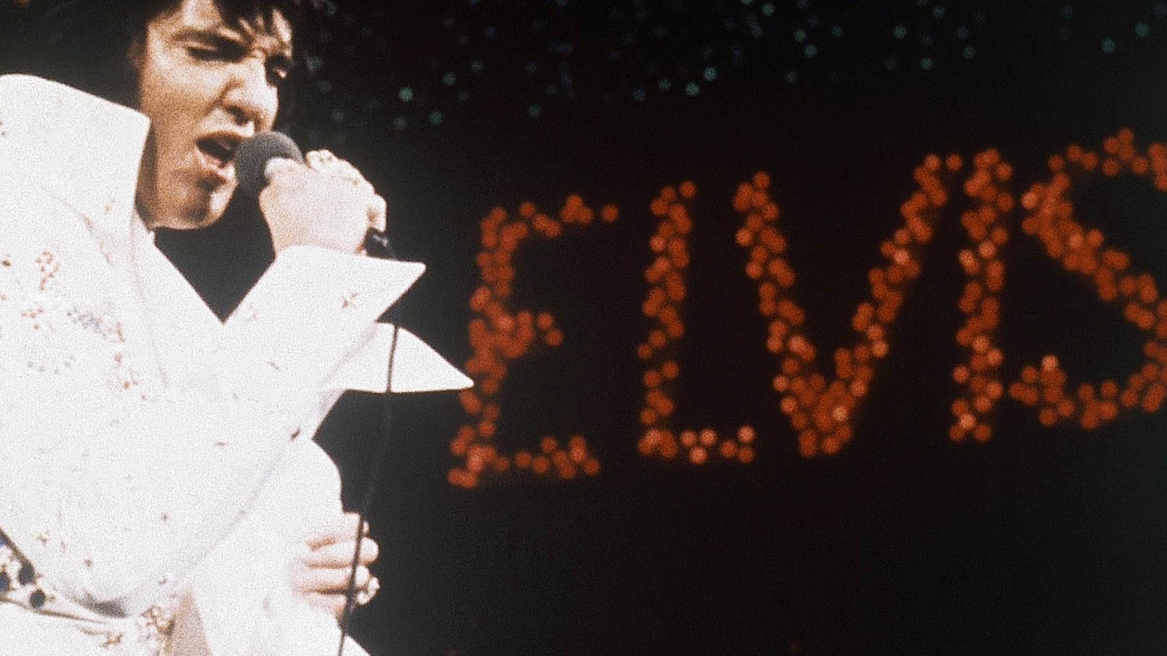 Nach einem Jahrzehnt mit zweitklassigen Kinofilmen will Elvis dann zurück auf die Konzertbühne. Er hat Drogen- und Alkoholprobleme. 