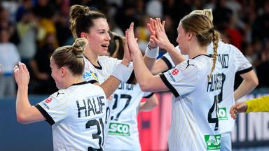 Handball-EM der Frauen: Island gegen Deutschland.