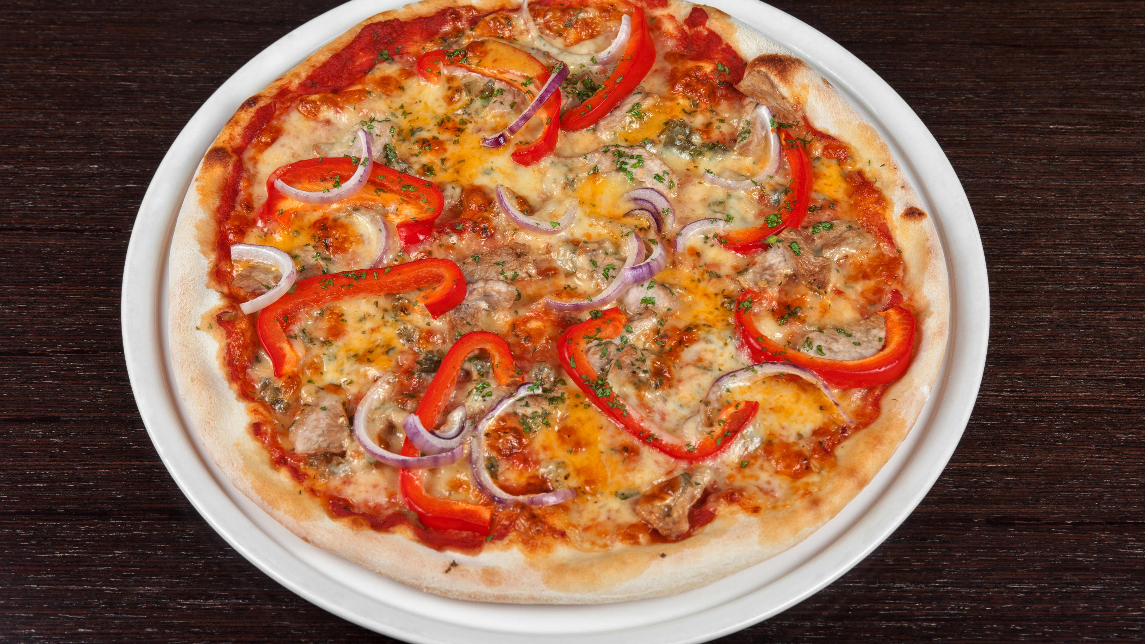 EM-Pizza vom Grill