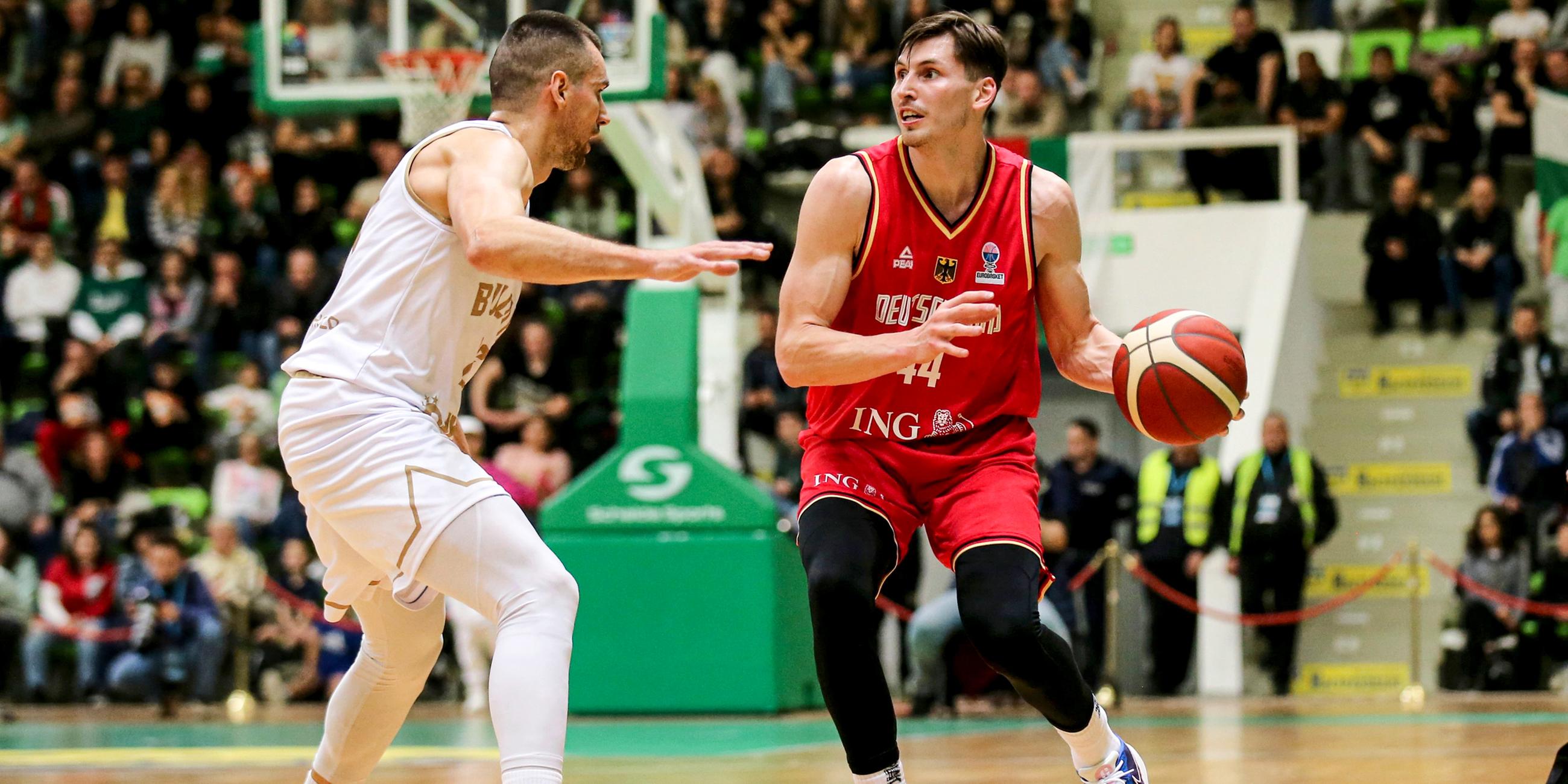 Deutschlands David Kraemer (r) gegen Bulgariens Hristo Zahariev.