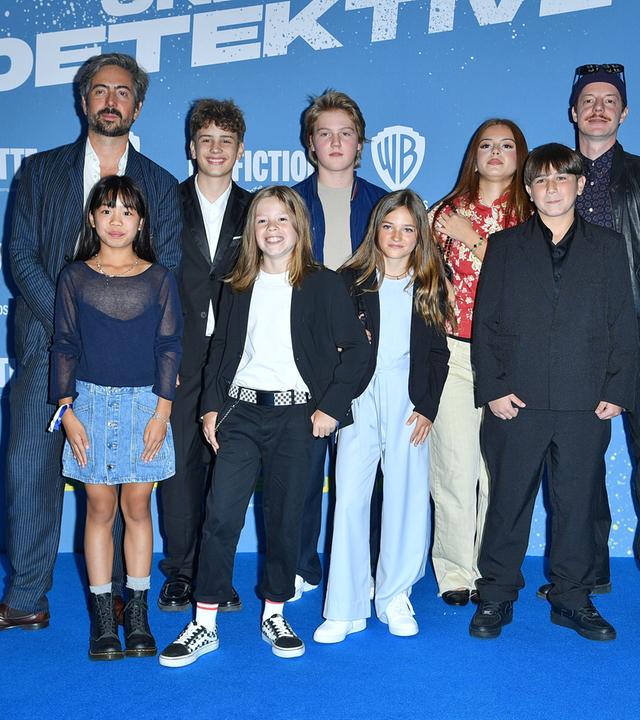 David Dietl, Ai Vy Bui, Nicholas Jonah Peter, Camille Loup Moltzen, Lara Toni Lüdders,Zah1de (bürgerlich Zahide Kayaci), Kilian Kasa und Merlin Sandmeyer bei der Weltpremiere von EMIL UND DIE DETEKTIVE am Weltkindertag im CineStar Kino in der Kulturbrauerei in Berlin 20.09.2026