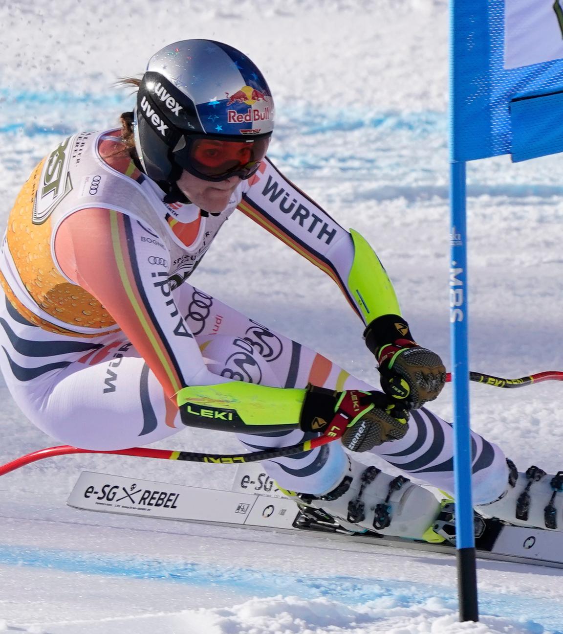 Skirennläuferin Emma Aicher beim Weltcup-Super-G im italienischen La Thuile