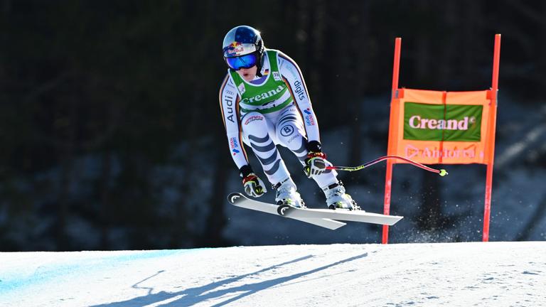 Emma Aicher in Aktion beim Audi FIS Ski World Cup 2025-26 in Soldeu, Andorra