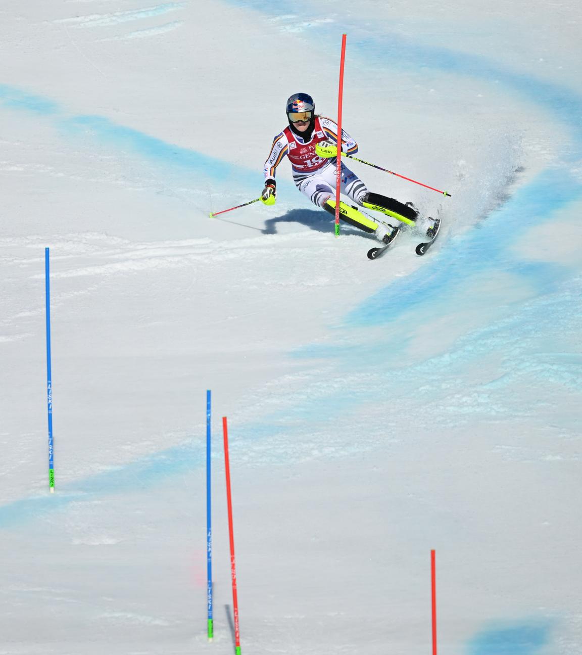 Skirennläuferin Emma Aicher beim Slalom