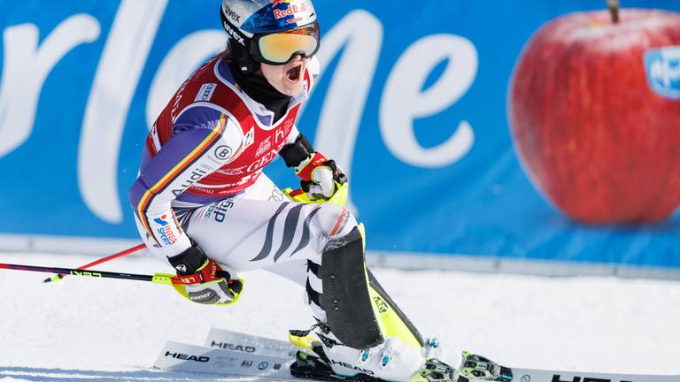 Emma Aicher (Deutschland) in Aktion. 