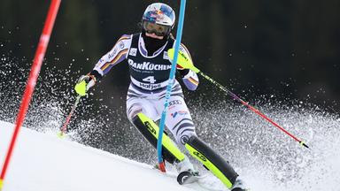 Emma Aicher während des 1. Durchgangs im Slalom beim Weltcup
