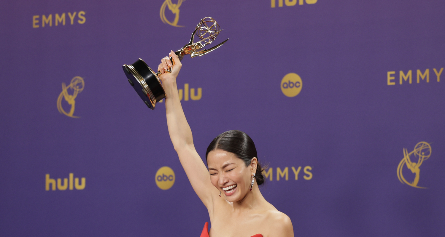 Schauspielerin mit Emmy-Preis