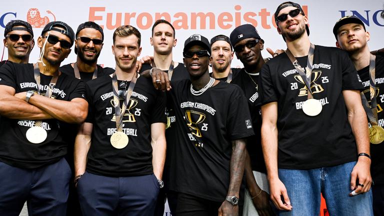 Empfang Basketball-Nationalmannschaft nach Titelgewinn