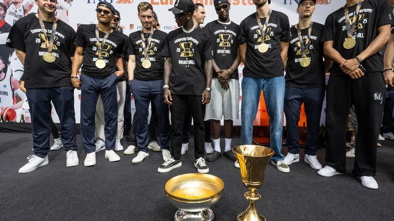 Empfang Basketball-Nationalmannschaft nach Titelgewinn