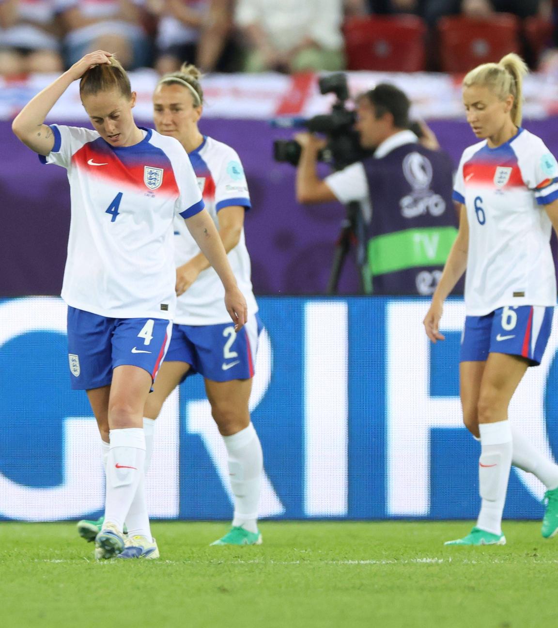 Keira Walsh wirkte niedergeschlagen, nachdem Marie-Antoinette Katoto Frankreich mit dem 1:0 gegen England im Letzigrund-Stadion in Führung gebracht hatte.