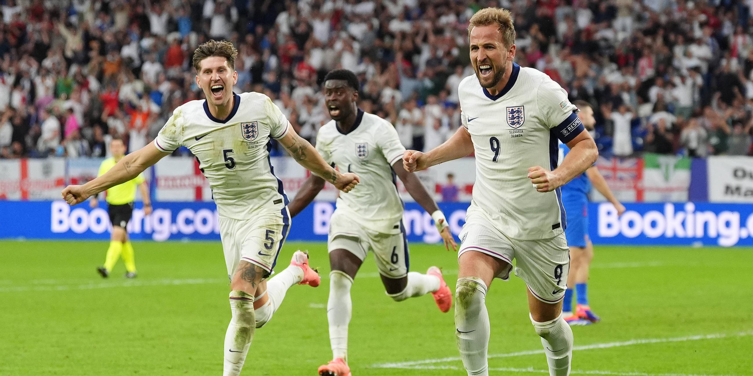 Harry Kane jubelt nach seinem Tor zum 2:1 gegen Slowakei in der Verlängerung.