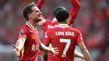 Liverpools Alexis Mac Allister jubelt nach seinem Tor zum 2:1 gegen Tottenham.