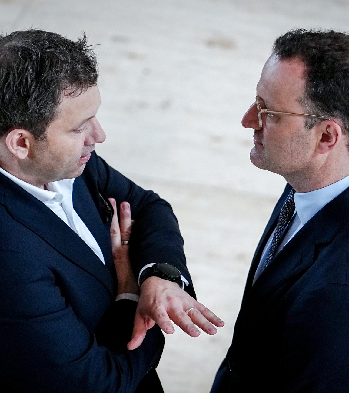 Klingbeil im Gespräch mit Spahn