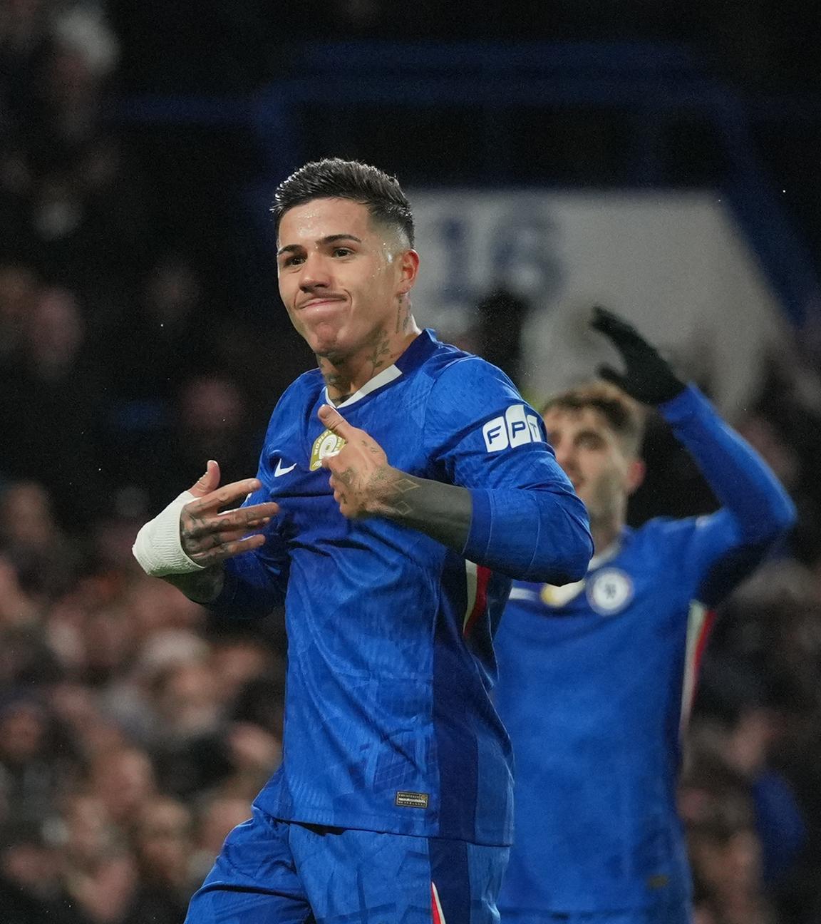 Chelseas Enzo Fernandez jubelt 
