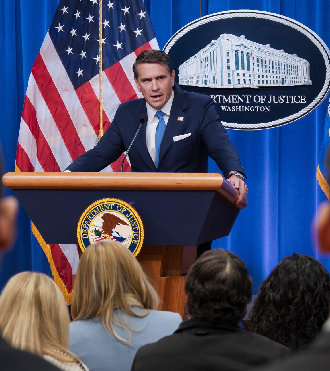 Vizejustizminister Todd Blanche spricht in Washington mit Reportern zur Veröffentlichung von Millionen Dokumenten im Jeffrey-Epstein-Fall.