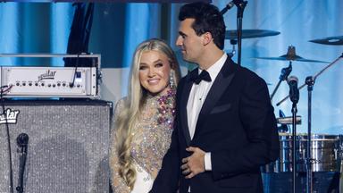 Erika Kirk zusammen mit ihrem Ehemann Charlie Kirk
