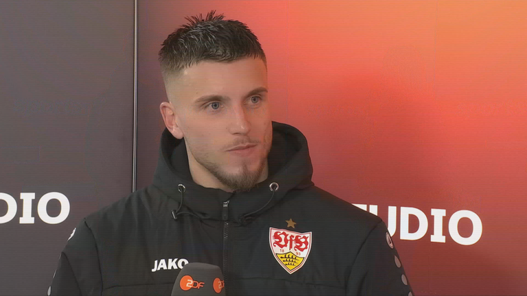 Der Stuttgarter Stürmer Ermedin Demirovic im ZDF Interview