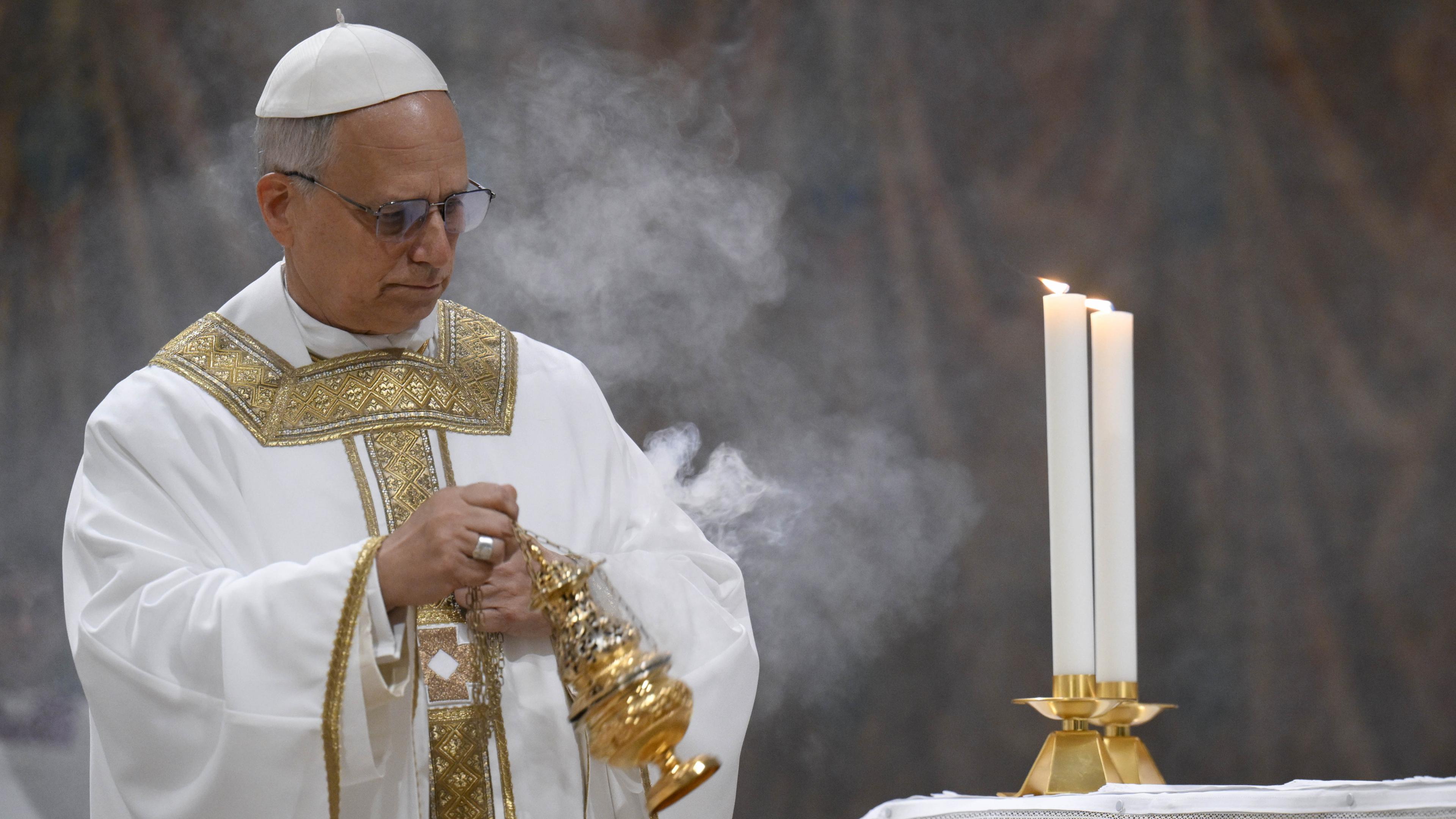 Leo XIV bei seiner ersten Messe
