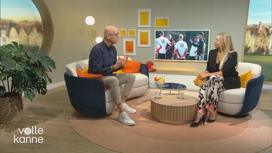 Erstes Länderspiel unter Jürgen Klopp: Nadine Krüger im Gespräch mit ZDF-Reporter Frank Gollenbeck