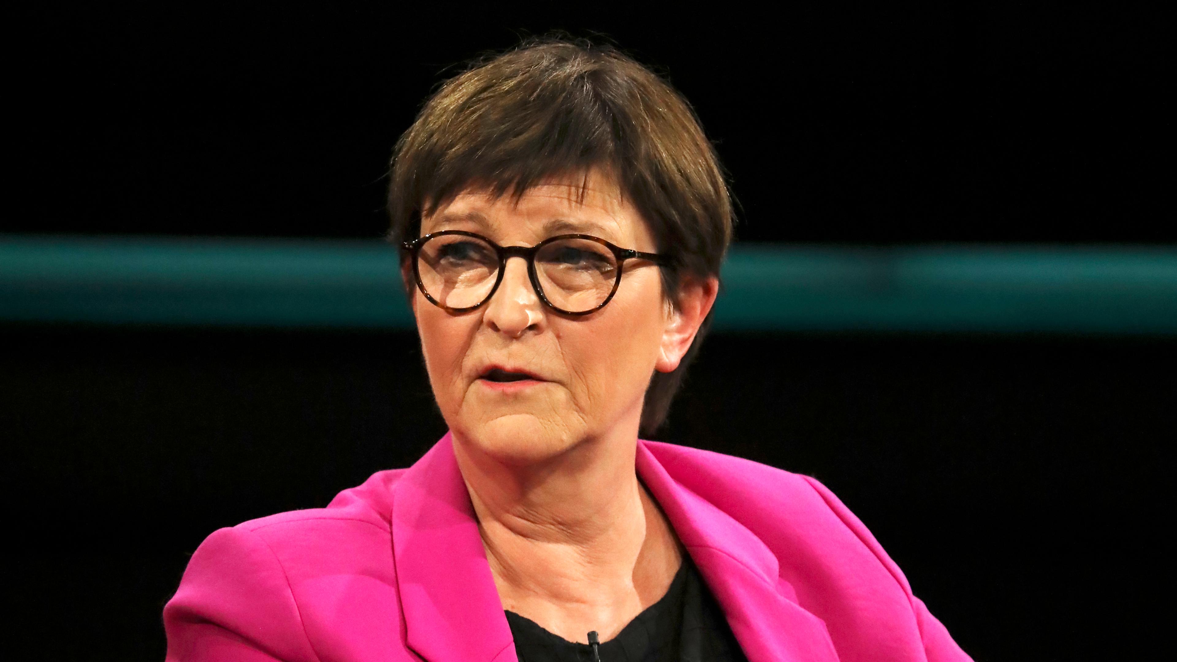 SPD-Chefin Saskia Esken bei Markus Lanz