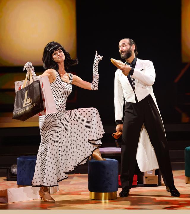 Schauspielerin Esther Schweins und Profitänzer Massimo Sinató tanzen am 29.03.2026 in der RTL-Tanzshow «Let's Dance» im Coloneum, Köln, auf der Bühne.