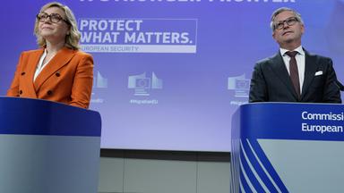 EU-Vizepräsidentin Henna Virkkunen (l.) und Magnus Brunner, Kommissar für Inneres und Migration der Europäischen Union, bei einer Pressekonferenz zur Stärkung der inneren Sicherheit.