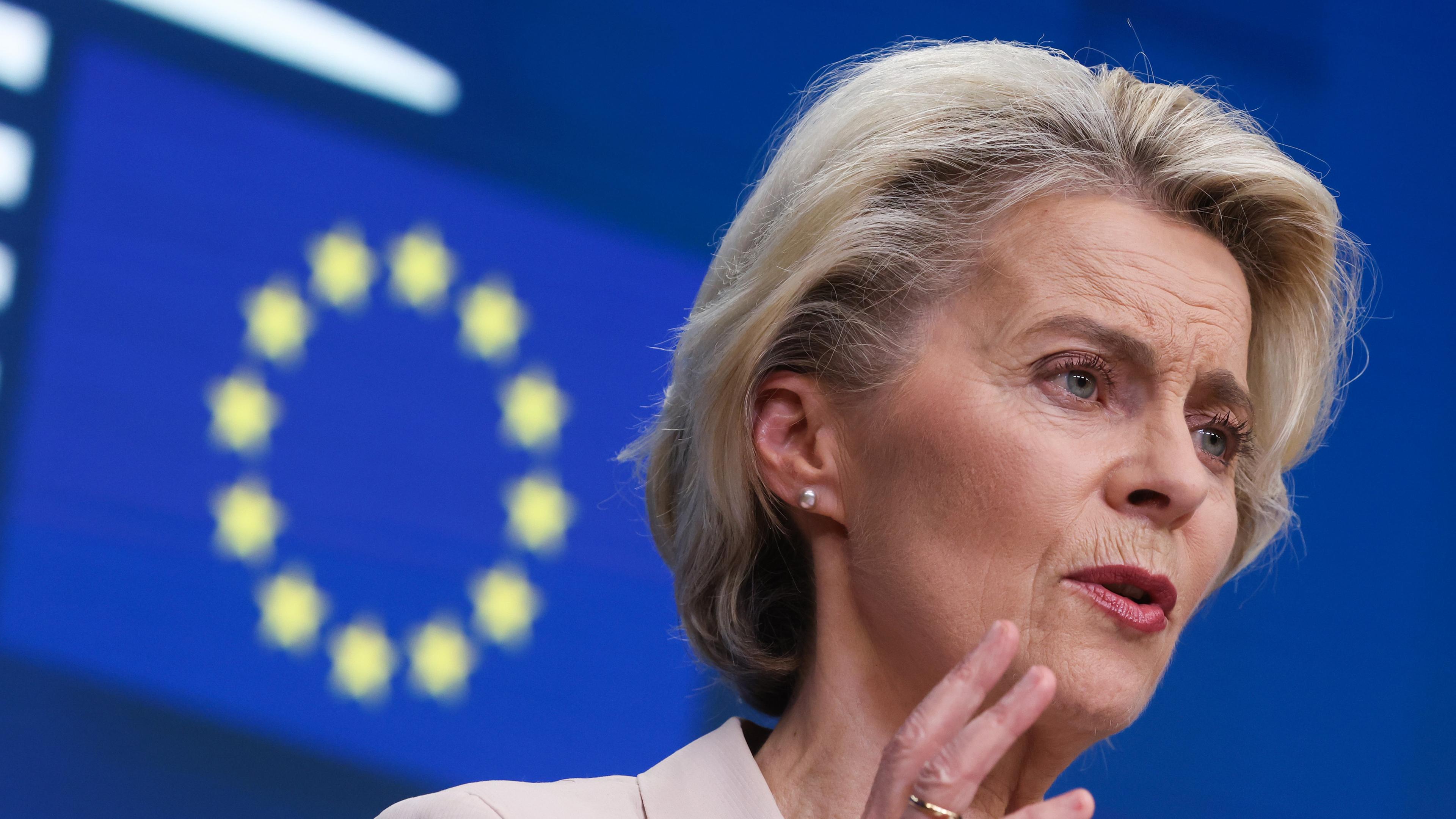 Ursula von der Leyen spricht beim EU-Gipfel in Brüssel