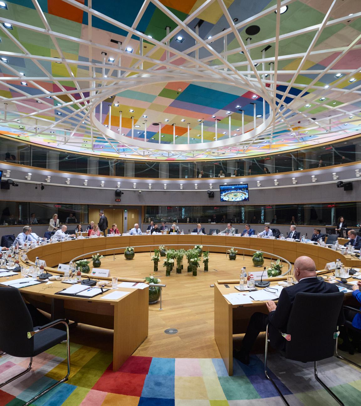Europaeischer Rat: Wolodymyr Selenskyj und EU-Ratspräsident Antonio Costa
