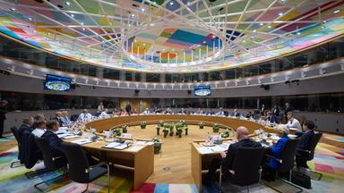 Europaeischer Rat: Wolodymyr Selenskyj und EU-Ratspräsident Antonio Costa