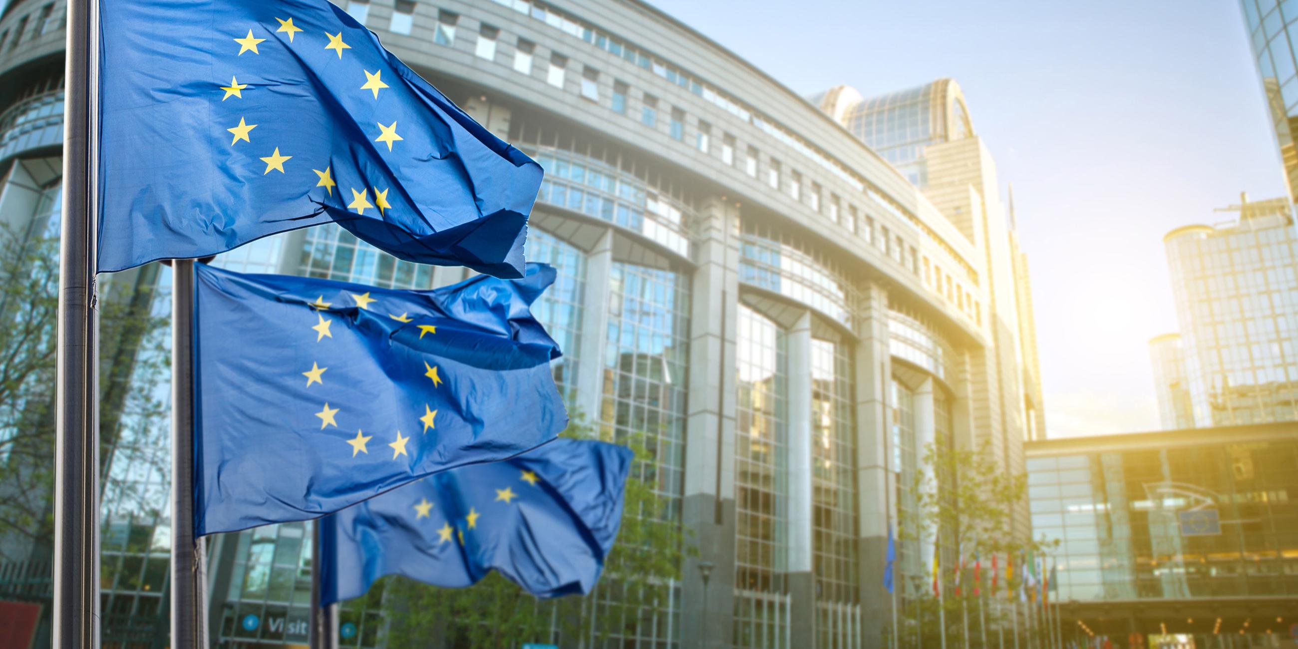 Archiv: Das Gebäude des europäischen Parlaments in Brüssel, Belgien. Aufnahme vom 16.05.2012