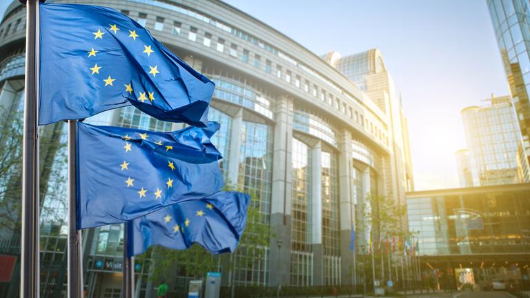 Archiv: Das Gebäude des europäischen Parlaments in Brüssel, Belgien. Aufnahme vom 16.05.2012