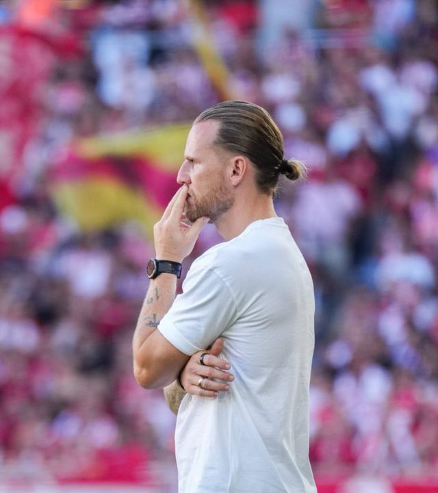 Borussia Mönchengladbach Trainer Eugen Polanski am 12.09.2026 in Freiburg.