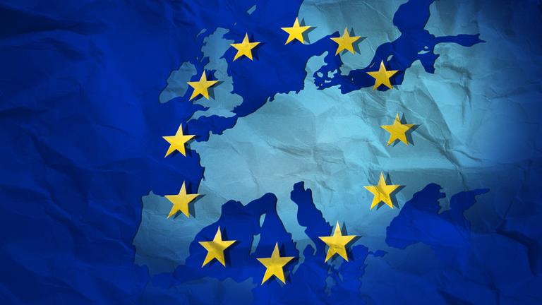 Europakarte und Flagge