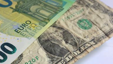 Der Dollar schwächelt - Eine Medaille mit zwei Seiten