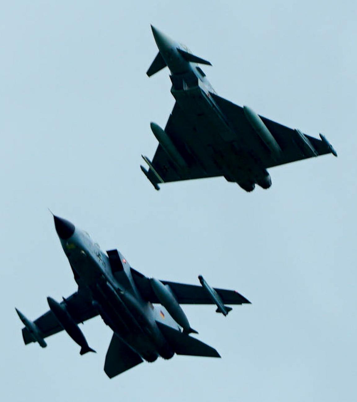 Tornado- und Eurofighter-Jets am Himmel – Teilnehmer der Bundeswehr-Übung „Bedeutung nationaler Luftstreitkräfte 2025“