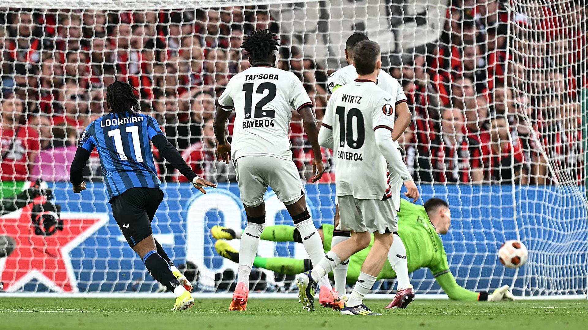 Lookmann schießt das ein Tor im Europaleague Finale